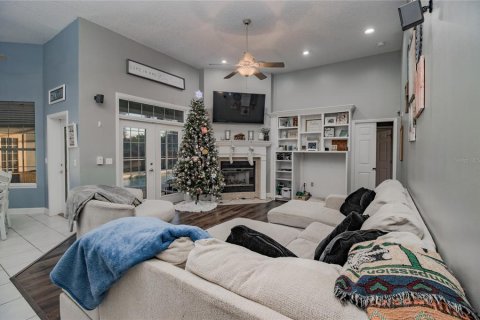 Casa en venta en Auburndale, Florida, 4 dormitorios, 257.53 m2 № 1526871 - foto 10