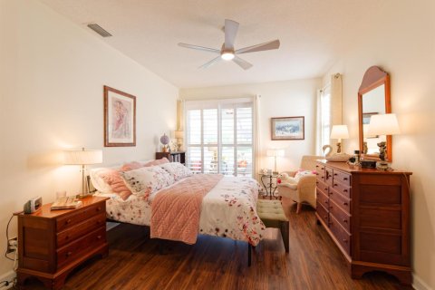 House in Port St. Lucie, Florida 2 bedrooms, 147.25 sq.m. № 2397720 - photo 17