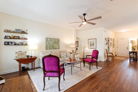 House in Port St. Lucie, Florida 2 bedrooms, 147.25 sq.m. № 2397720 - photo 6