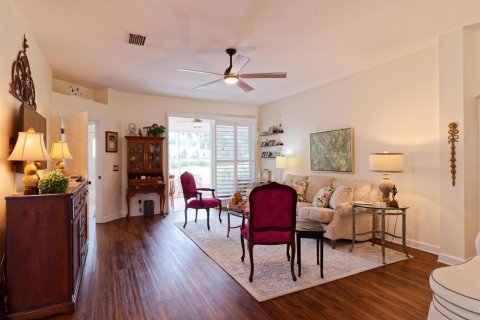 House in Port St. Lucie, Florida 2 bedrooms, 147.25 sq.m. № 2397720 - photo 7
