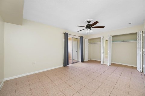 Condominio en alquiler en Saint Petersburg, Florida, 1 dormitorio, 60.39 m2 № 2111117 - foto 9