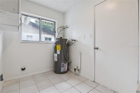 House in Longwood, Florida 3 bedrooms, 164.9 sq.m. № 2195590 - photo 15