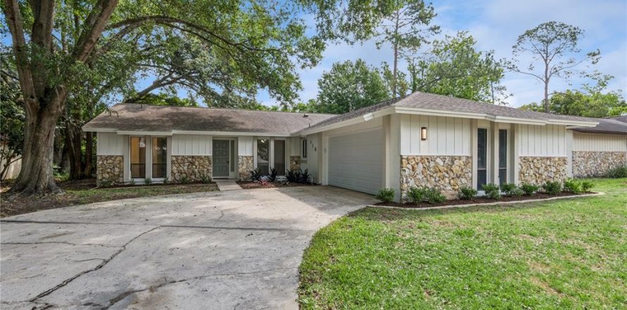 House in Longwood, Florida 3 bedrooms, 164.9 sq.m. № 2195590
