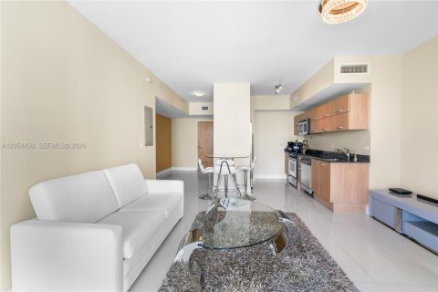 Copropriété à louer à Miami, Floride: 1 chambre, 64.85 m2 № 2168653 - photo 4