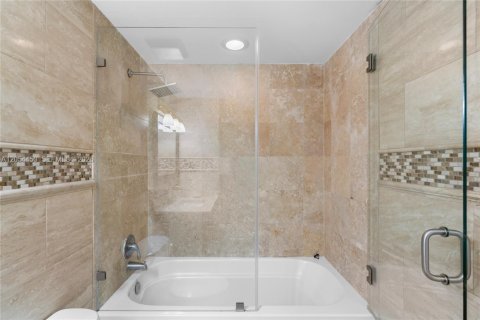 Copropriété à louer à Miami, Floride: 1 chambre, 64.85 m2 № 2168653 - photo 20