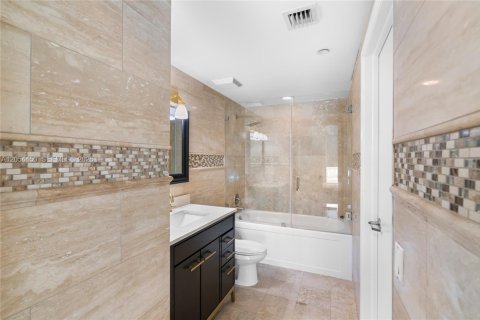 Copropriété à louer à Miami, Floride: 1 chambre, 64.85 m2 № 2168653 - photo 18