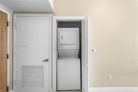 Copropriété à louer à Miami, Floride: 1 chambre, 64.85 m2 № 2168653 - photo 21