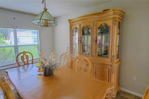 Casa en venta en Kissimmee, Florida, 4 dormitorios, 250 m2 № 1767282 - foto 6