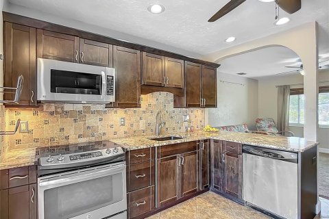 Casa en venta en Largo, Florida, 3 dormitorios, 106 m2 № 1869004 - foto 12