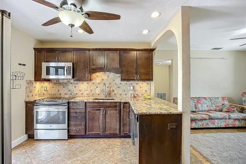 Casa en venta en Largo, Florida, 3 dormitorios, 106 m2 № 1869004 - foto 11
