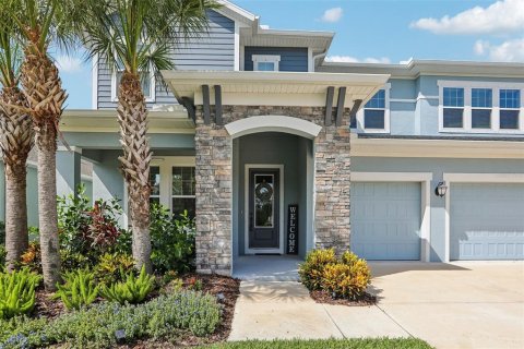House in Land O' Lakes, Florida 4 bedrooms, 326.27 sq.m. № 2149489 - photo 6