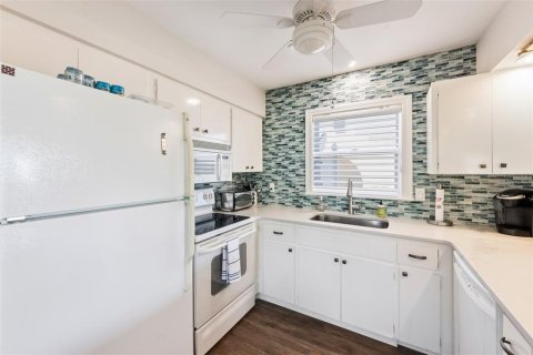 Casa en venta en Anna Maria, Florida, 4 dormitorios, 209.22 m2 № 2097281 - foto 23