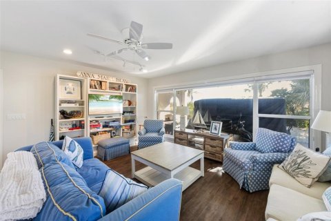 Casa en venta en Anna Maria, Florida, 4 dormitorios, 209.22 m2 № 2097281 - foto 19