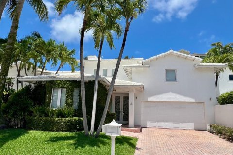 House in Key Biscayne, Florida 6 bedrooms, 372.26 sq.m. № 1786949 - photo 1
