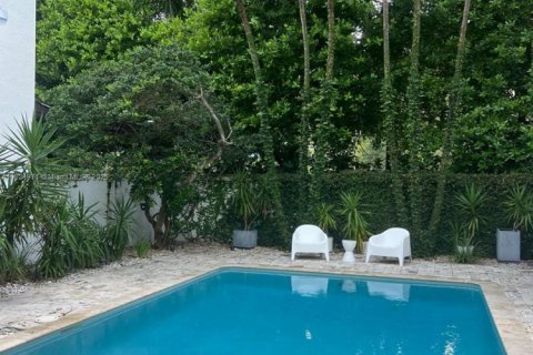 House in Key Biscayne, Florida 6 bedrooms, 372.26 sq.m. № 1786949 - photo 8