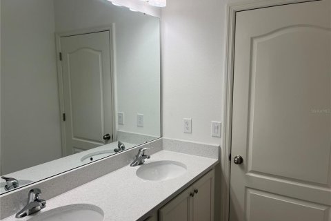 Adosado en alquiler en Apopka, Florida, 3 dormitorios, 200.48 m2 № 2094590 - foto 15