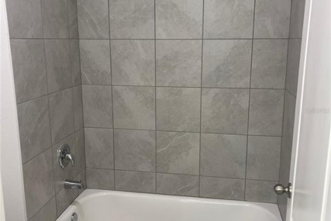 Adosado en alquiler en Apopka, Florida, 3 dormitorios, 200.48 m2 № 2094590 - foto 20
