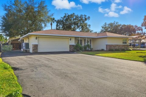 Villa ou maison à Crystal River, Floride 3 chambres, 124.12 m2 № 2091697