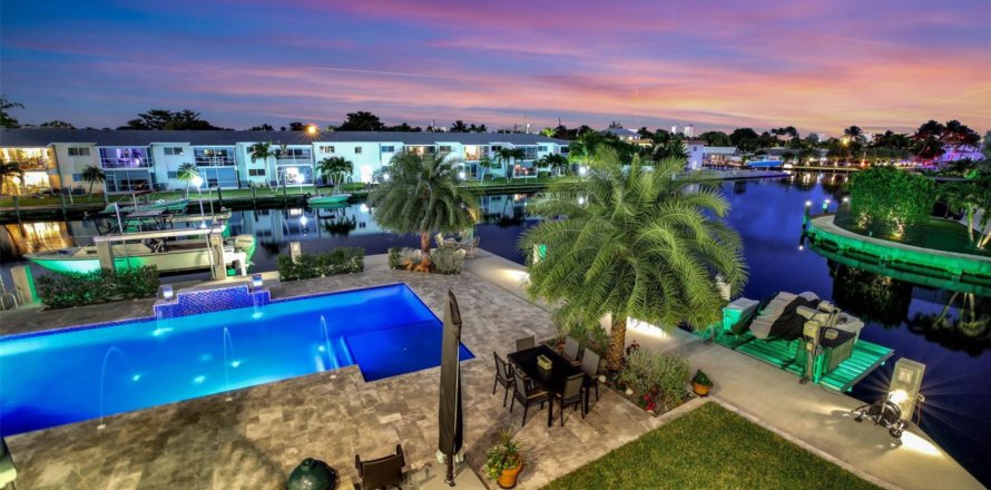 Casa en Pompano Beach, Florida 4 dormitorios, 465.35 m2 № 977155