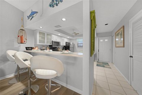 Condo in Punta Gorda, Florida, 2 bedrooms  № 1631565 - photo 8