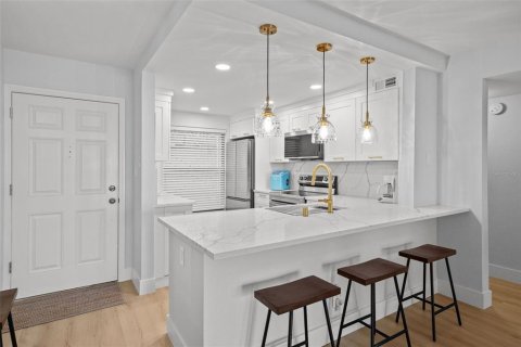 Copropriété à louer à Saint Petersburg, Floride: 2 chambres, 85.01 m2 № 1736743 - photo 9