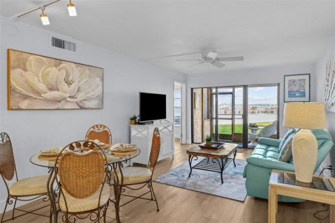 Copropriété à louer à Saint Petersburg, Floride: 2 chambres, 85.01 m2 № 1736743 - photo 12