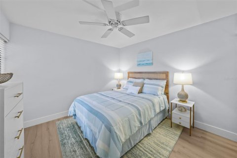 Copropriété à louer à Saint Petersburg, Floride: 2 chambres, 85.01 m2 № 1736743 - photo 23