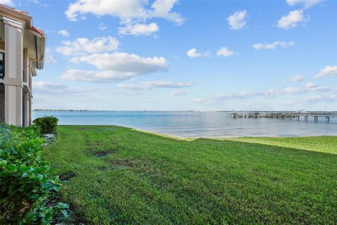 Copropriété à louer à Saint Petersburg, Floride: 2 chambres, 85.01 m2 № 1736743 - photo 1