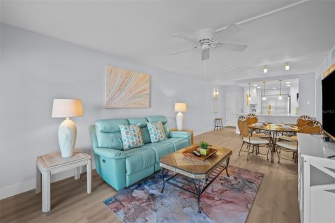 Copropriété à louer à Saint Petersburg, Floride: 2 chambres, 85.01 m2 № 1736743 - photo 15