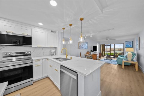 Copropriété à louer à Saint Petersburg, Floride: 2 chambres, 85.01 m2 № 1736743 - photo 5