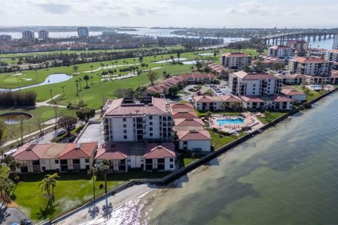 Copropriété à louer à Saint Petersburg, Floride: 2 chambres, 85.01 m2 № 1736743 - photo 2