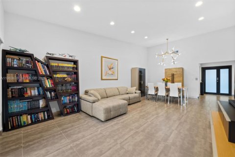 Купить виллу или дом в Авентура, Флорида 2 спальни, 126.16м2, № 2049103 - фото 13