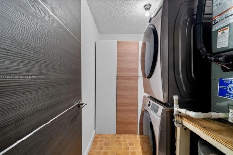 Купить виллу или дом в Авентура, Флорида 2 спальни, 126.16м2, № 2049103 - фото 17