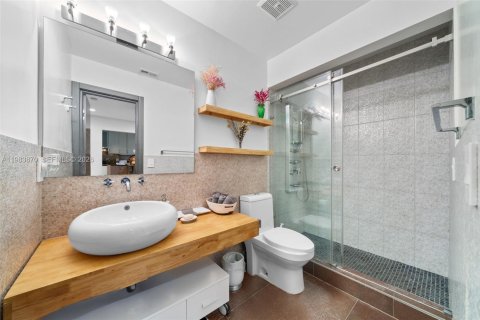 Купить виллу или дом в Авентура, Флорида 2 спальни, 126.16м2, № 2049103 - фото 10