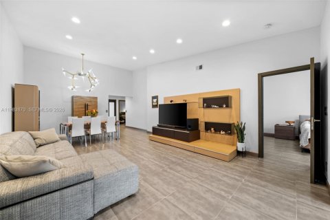 Купить виллу или дом в Авентура, Флорида 2 спальни, 126.16м2, № 2049103 - фото 12