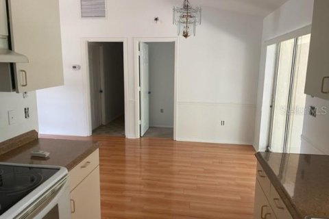 Villa ou maison à louer à Palmetto, Floride: 3 chambres, 129.13 m2 № 2388109 - photo 4