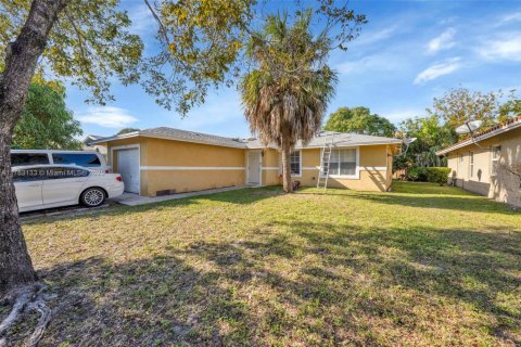 Casa en venta en Fort Lauderdale, Florida, 3 dormitorios, 127.65 m2 № 1700623 - foto 15