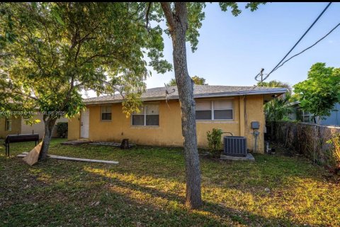 Casa en venta en Fort Lauderdale, Florida, 3 dormitorios, 127.65 m2 № 1700623 - foto 17
