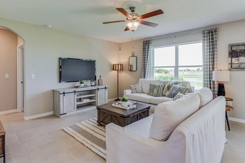 Villa ou maison à vendre à Wimauma, Floride: 5 chambres, 248.42 m2 № 2228022 - photo 17