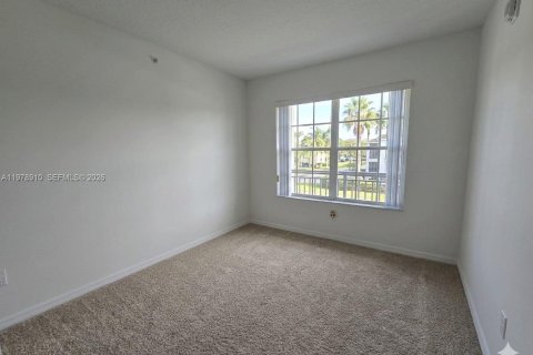 Купить таунхаус в Лодерхилл, Флорида 3 спальни, 126.35м2, № 2046320 - фото 26