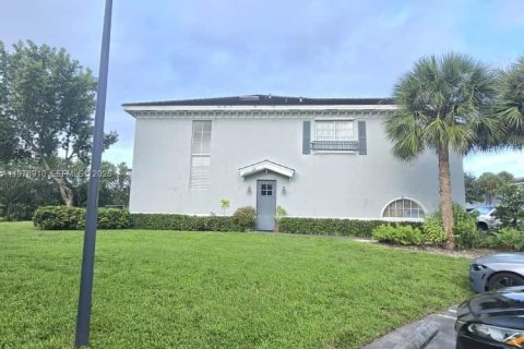 Купить таунхаус в Лодерхилл, Флорида 3 спальни, 126.35м2, № 2046320 - фото 14