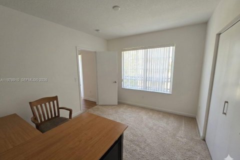 Купить таунхаус в Лодерхилл, Флорида 3 спальни, 126.35м2, № 2046320 - фото 25