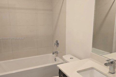 Купить таунхаус в Лодерхилл, Флорида 3 спальни, 126.35м2, № 2046320 - фото 2