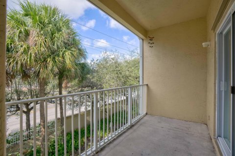 Condo in Tequesta, Florida, 3 bedrooms № 2261972 - photo 9