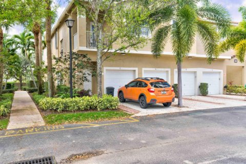 Condo in Tequesta, Florida, 3 bedrooms № 2261972 - photo 5