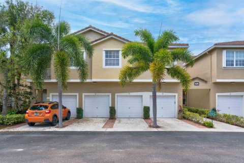 Condo in Tequesta, Florida, 3 bedrooms № 2261972 - photo 3