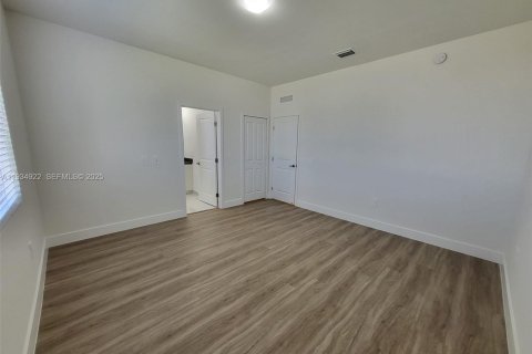 House in Homestead, Florida 3 bedrooms № 1994117 - photo 26