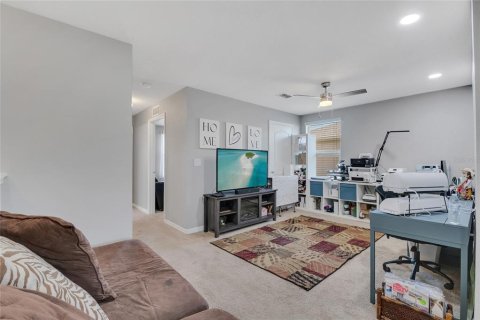 Townhouse in Kissimmee, Florida 3 bedrooms, 173.73 sq.m. № 1917645 - photo 14