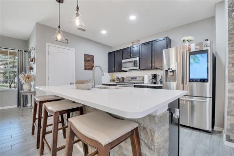 Townhouse in Kissimmee, Florida 3 bedrooms, 173.73 sq.m. № 1917645 - photo 9