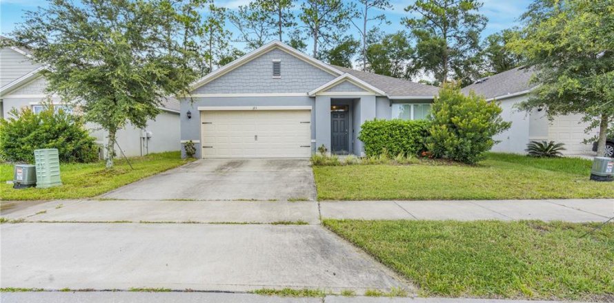 Villa ou maison à DeLand, Floride 3 chambres, 156.54 m2 № 1911823